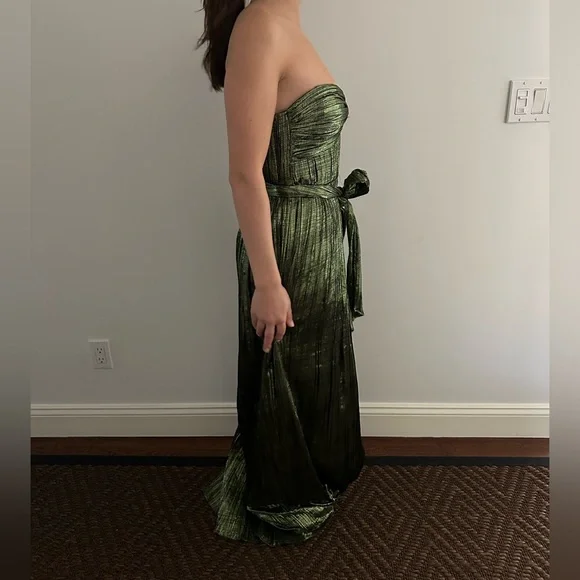 Jonathan Simkhai Metallic Green Strapless Dress - www.toquedesaborminas.com.br Jonathan Simkhai Metallic Green Strapless Dress - www.toquedesaborminas.com.br